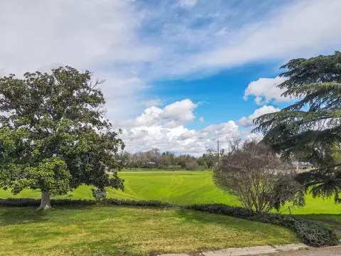 106 Gurnsey Ave, Red Bluff, CA 96080