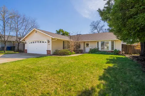 2579 Atrium Way, Redding, CA 96003