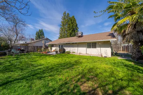 2579 Atrium Way, Redding, CA 96003 photo 16