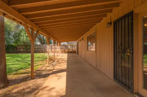 3560 Leonard St, Redding, CA 96002 photo 17