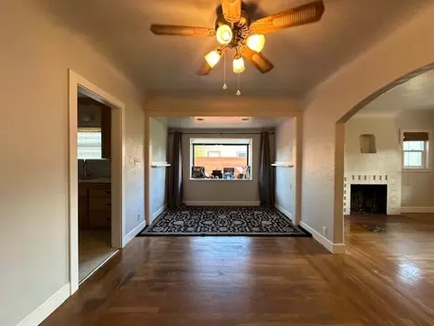 Living - 720 Locust St, Redding, CA 96001 photo 3 of 4