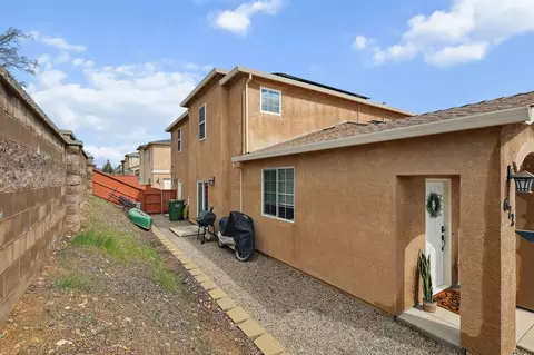 Exterior - 672 Mission De Oro Dr, Redding, CA 96003 photo 14 of 22