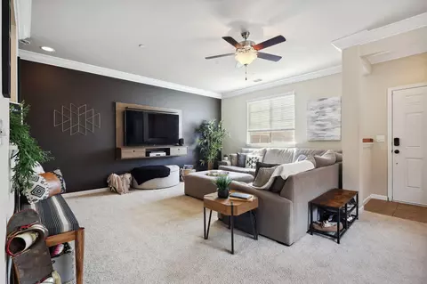 Living - 672 Mission De Oro Dr, Redding, CA 96003 photo 3 of 5