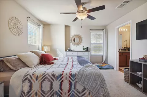 Bedroom - 672 Mission De Oro Dr, Redding, CA 96003 photo 5 of 14