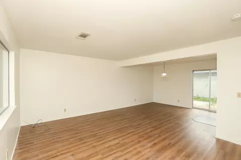 Living - 533 Kimball Rd, Red Bluff, CA 96080 photo 1 of 4