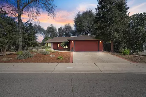 3439 Timbercreek Dr, Redding, CA 96002