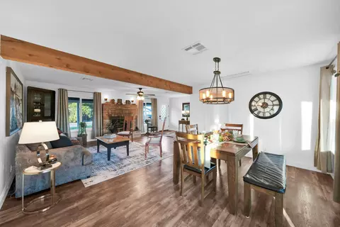 Dining - 5911 Sierra Dr, Redding, CA 96003 photo 2 of 4