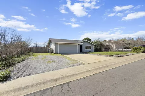 782 Redwood Blvd, Redding, CA 96003 photo 3