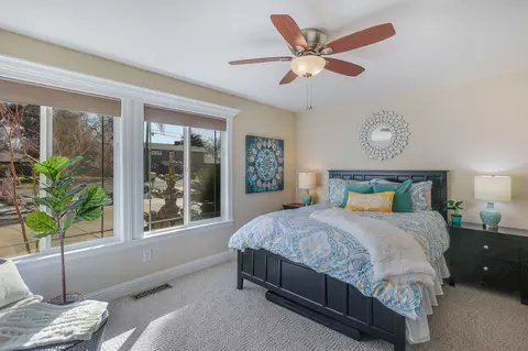 Bedroom - 3074 Brent Rd, Redding, CA 96002 photo 4 of 9
