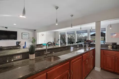 Kitchen - 3074 Brent Rd, Redding, CA 96002 photo 3 of 6
