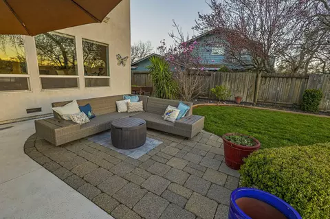 Exterior - 3074 Brent Rd, Redding, CA 96002 photo 7 of 111