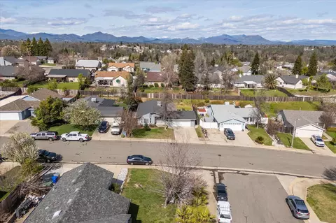 1477 Setter Dr, Redding, CA 96003 photo 22