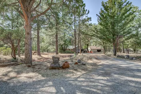 7463 Tahoe Ln, Shingletown, CA 96088