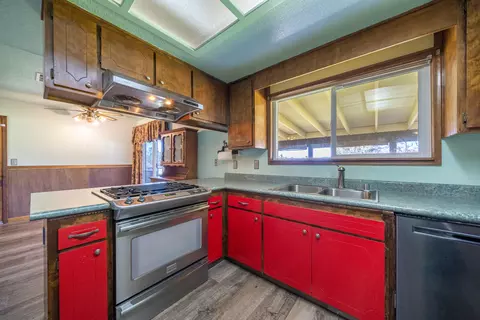 Kitchen - 1200 Lema Rd, Redding, CA 96003 photo 2 of 5