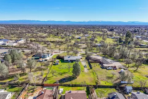 View/Area - 1200 Lema Rd, Redding, CA 96003 photo 1 of 4