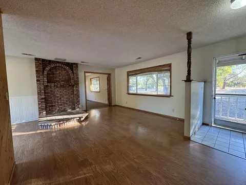 Living - 770 Gibralter Rd, Redding, CA 96003 photo 2 of 5