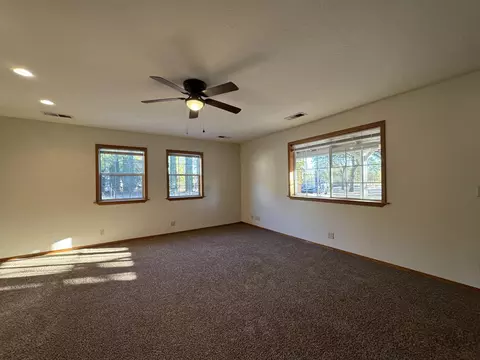 Living - 770 Gibralter Rd, Redding, CA 96003 photo 4 of 5