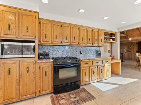 8019 Churn Crk Rd, Redding, CA 96002 photo 35
