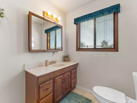 8019 Churn Crk Rd, Redding, CA 96002 photo 17