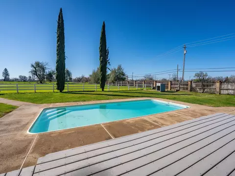 8019 Churn Crk Rd, Redding, CA 96002 photo 44