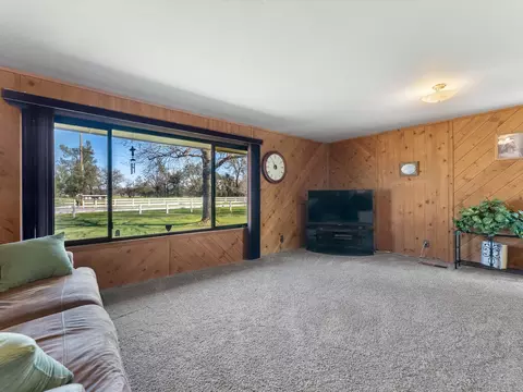 8019 Churn Crk Rd, Redding, CA 96002 photo 32