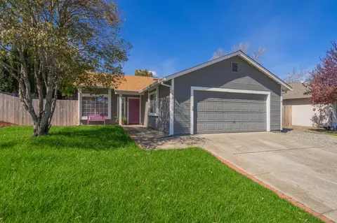 580 Arbuckle Ct, Redding, CA 96003 photo 3