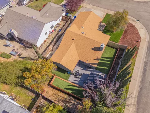 580 Arbuckle Ct, Redding, CA 96003 photo 30