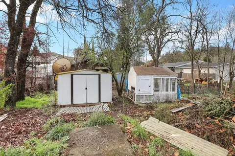 14839 Lamoine Dr, Redding, CA 96003 photo 19