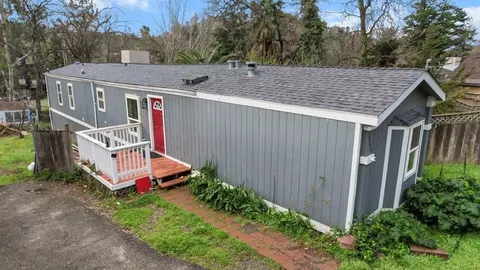 14839 Lamoine Dr, Redding, CA 96003