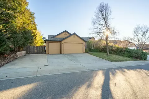 2001 Tarmac Rd, Redding, CA 96003 photo 2
