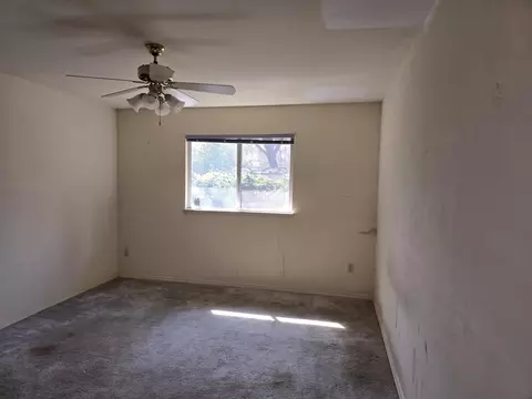 Bedroom - 6738 Irving Rd, Redding, CA 96001 photo 1 of 5