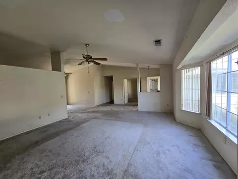 Living - 6738 Irving Rd, Redding, CA 96001 photo 4 of 6