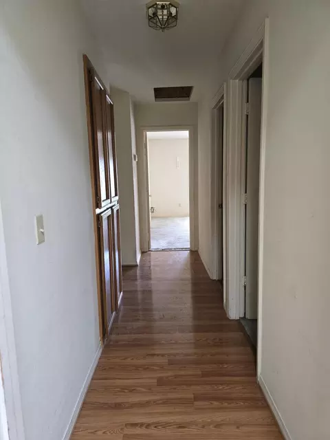 Entry Way - 6738 Irving Rd, Redding, CA 96001 photo 1 of 1