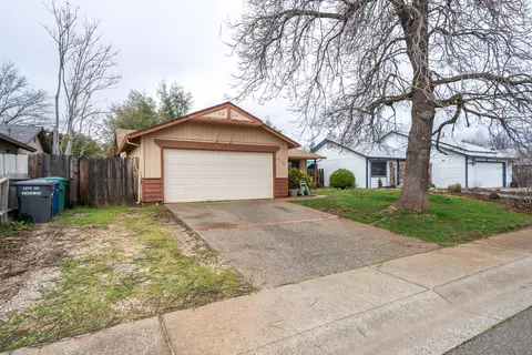 4176 Cirrus St, Redding, CA 96002 photo 1