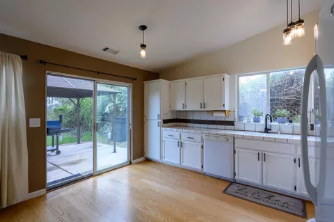 1356 Grouse Dr, Redding, CA 96003 photo 11