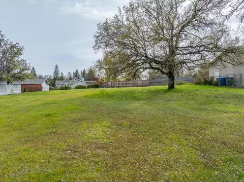 19345 Hollow Ln, Redding, CA 96003 photo 7