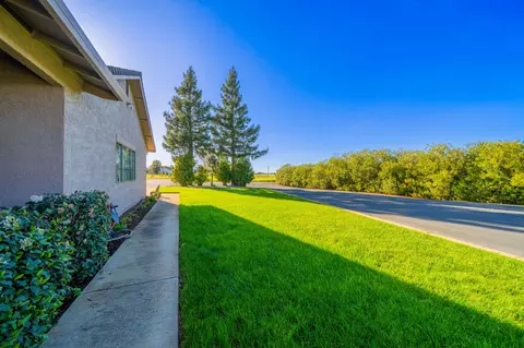 19845 Meadow View Rd, Red Bluff, CA 96080 photo 5