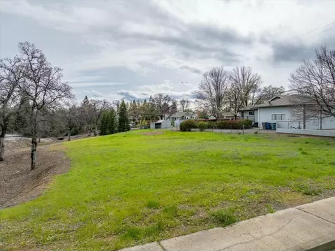 19361 Hollow Ln, Redding, CA 96003 photo 6