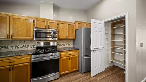 505 Monet Walk, Redding, CA 96001 photo 11