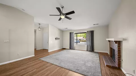 505 Monet Walk, Redding, CA 96001 photo 4