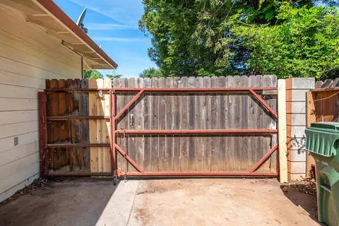 4681 Dandelion Dr, Redding, CA 96002 photo 43