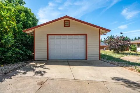 4681 Dandelion Dr, Redding, CA 96002 photo 38