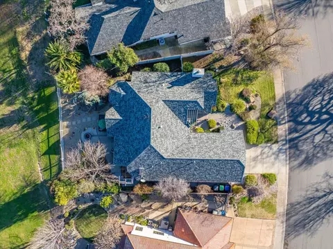 1863 Gold Hills Dr, Redding, CA 96003 photo 2