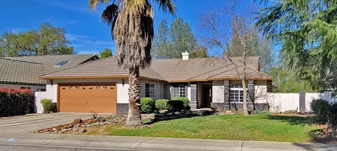 3736 Eagle Pkwy, Redding, CA 96002