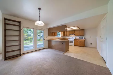 Living - 3526 Auburn Dr, Redding, CA 96001 photo 4 of 4