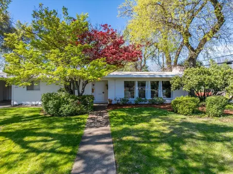 2304 Washington Ave, Redding, CA 96001