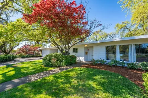2304 Washington Ave, Redding, CA 96001 photo 3
