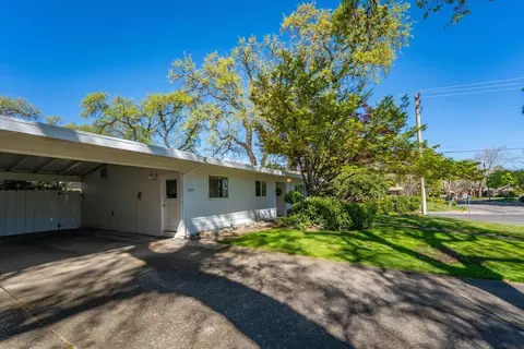 2304 Washington Ave, Redding, CA 96001 photo 39