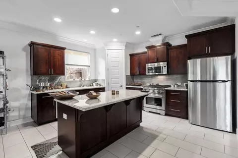 Kitchen - 665 Grants Pass Pl, Redding, CA 96003 photo 1 of 3