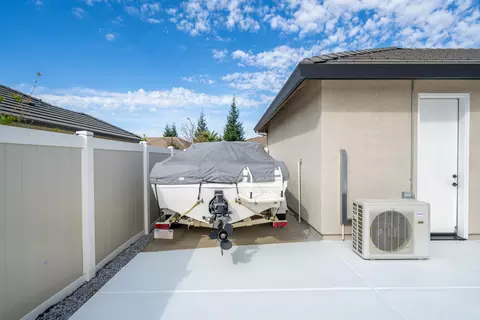 Exterior - 1915 Jolie Way, Redding, CA 96003 photo 6 of 10